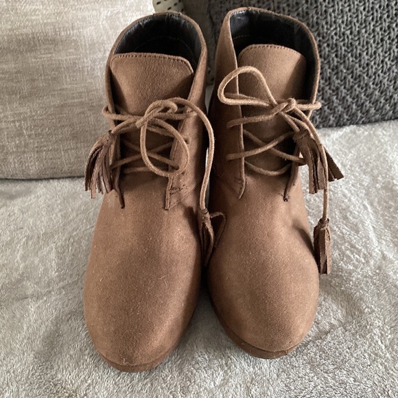 Report booties - Picture 2 of 4